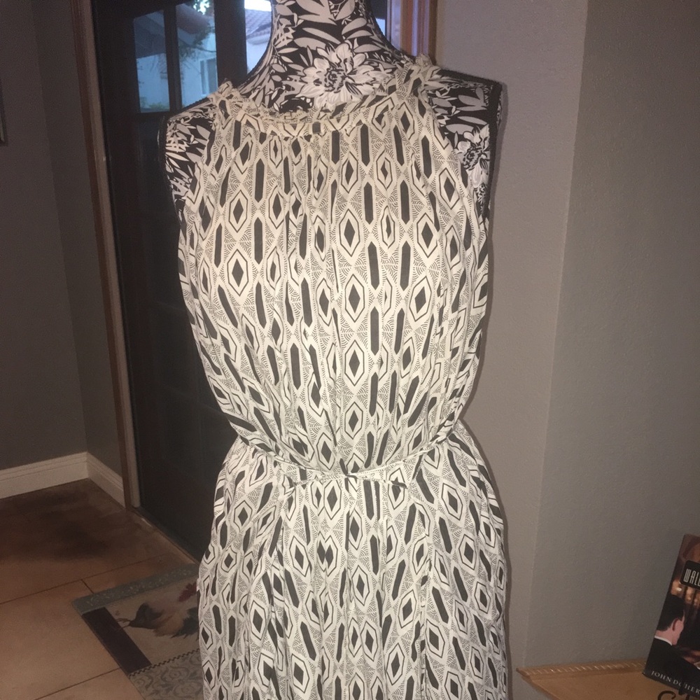 B&W Banana Republic wrap summer dress
